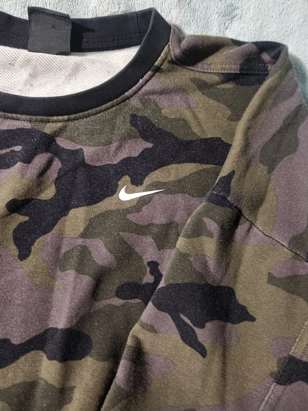 Nike Woman Camouflage Crewneck Sweater - Olive, Black, Purple